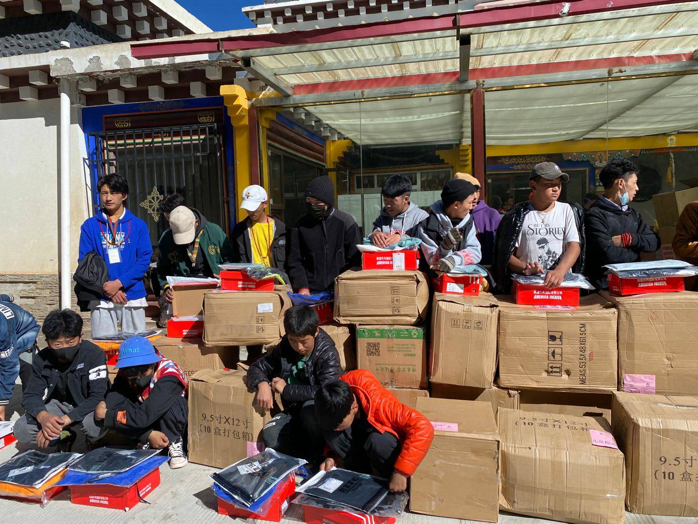 乐动体育·官方端网站-乐动体育(中国)公益回顾丨家国同欢月同圆 温暖满载甘孜州(图7) 乐动体育·官方端网站-乐动体育(中国)公益回顾丨家国同欢月同圆 温暖满载甘孜州(图7)