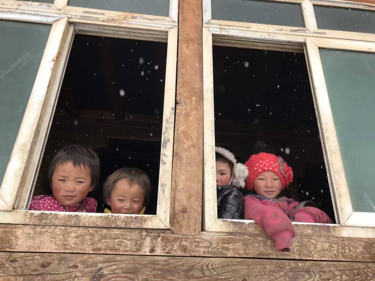 乐动体育·官方端网站-乐动体育(中国)公益回顾丨家国同欢月同圆 温暖满载甘孜州(图9) 乐动体育·官方端网站-乐动体育(中国)公益回顾丨家国同欢月同圆 温暖满载甘孜州(图9)